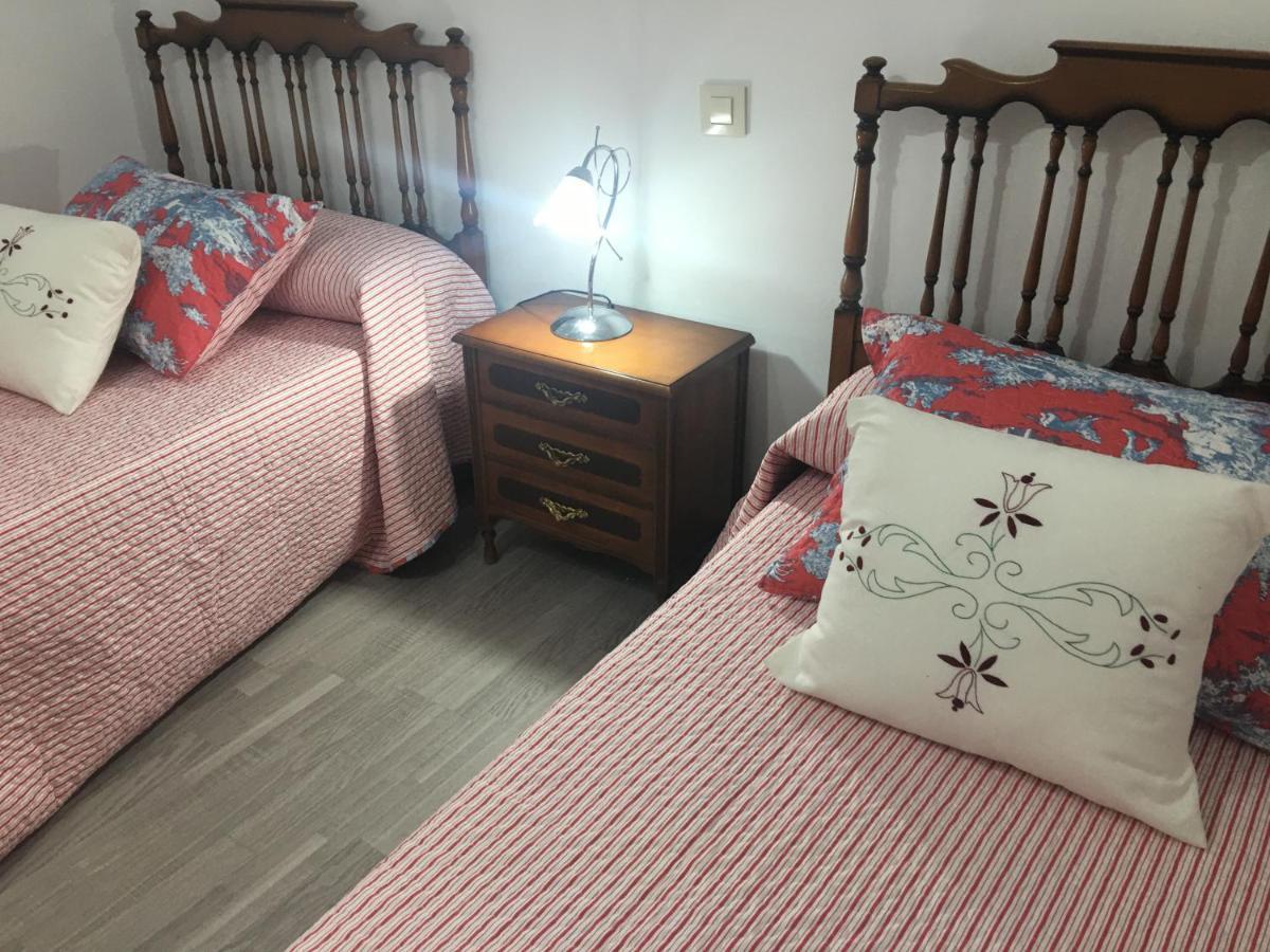 Apartamentos Playa De La Concha Porto de Espasante Dış mekan fotoğraf