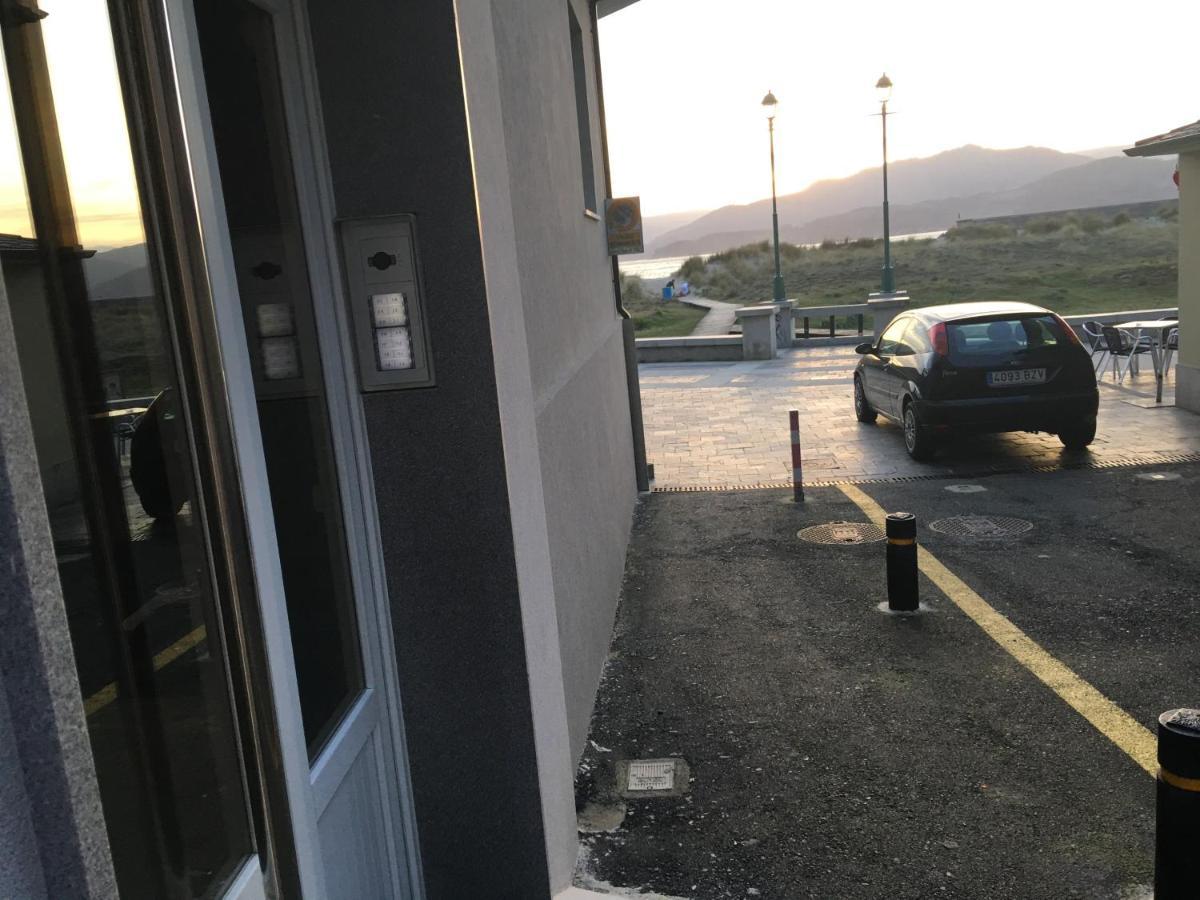 Apartamentos Playa De La Concha Porto de Espasante Dış mekan fotoğraf