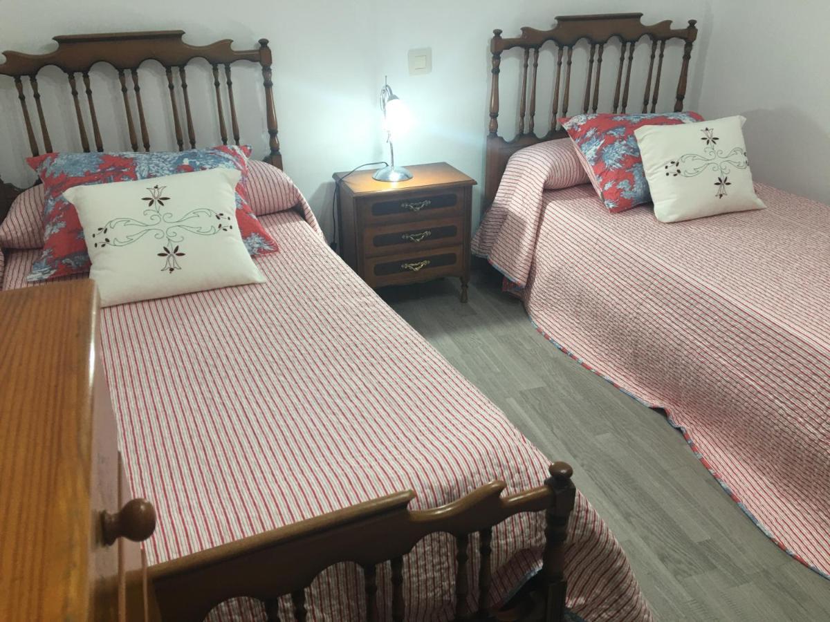 Apartamentos Playa De La Concha Porto de Espasante Dış mekan fotoğraf